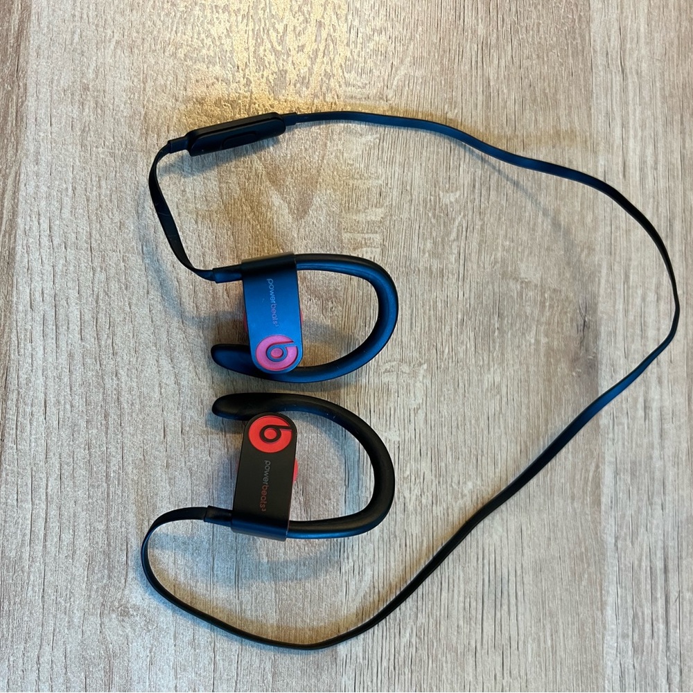 Beats Powerbeats3 Wireless Ear-Hook Headphones Black/Red